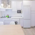 卢卡斯公寓酒店 *