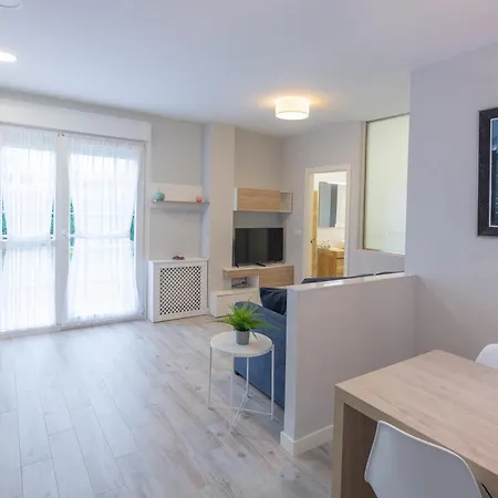 شقة R2R - Liencres Apartamentos ليينكريس