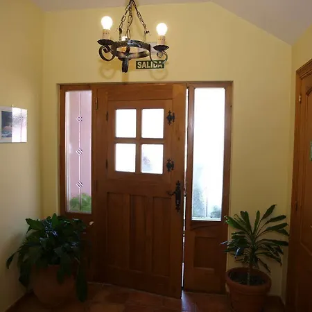 R2R - Liencres Apartamentos شقة ليينكريس
